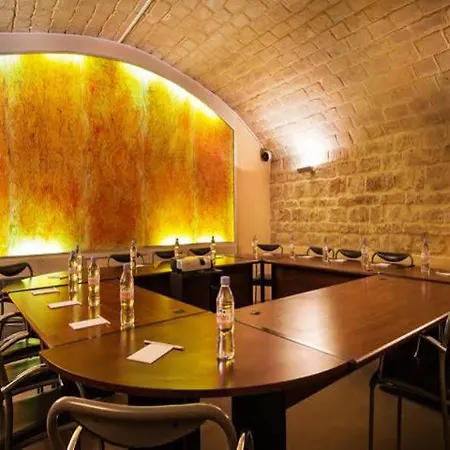 尚贝朗莫嘉娜酒店 酒店